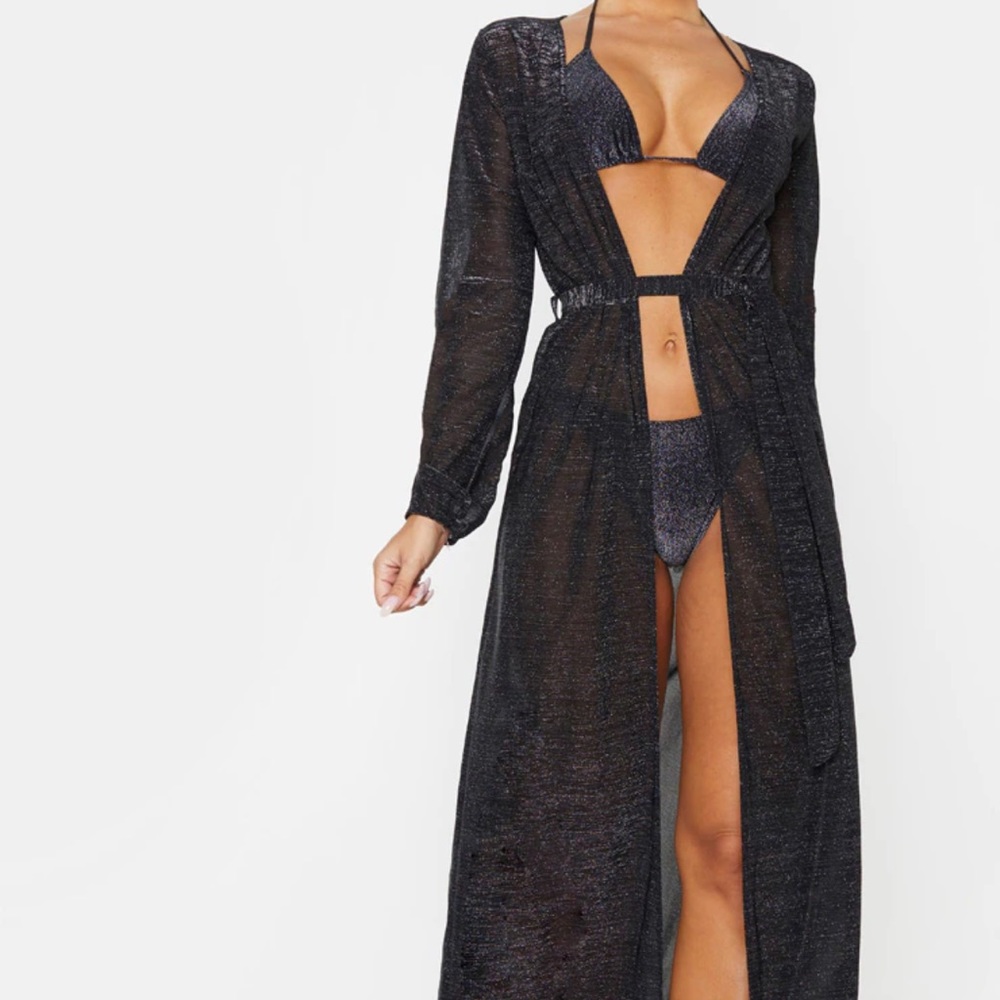 Pretty Little Thing “Black Glitter Tie Waist Maxi Kimono” size 2
